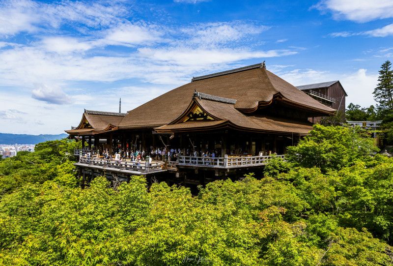 Kiyomizu-dera Temple.