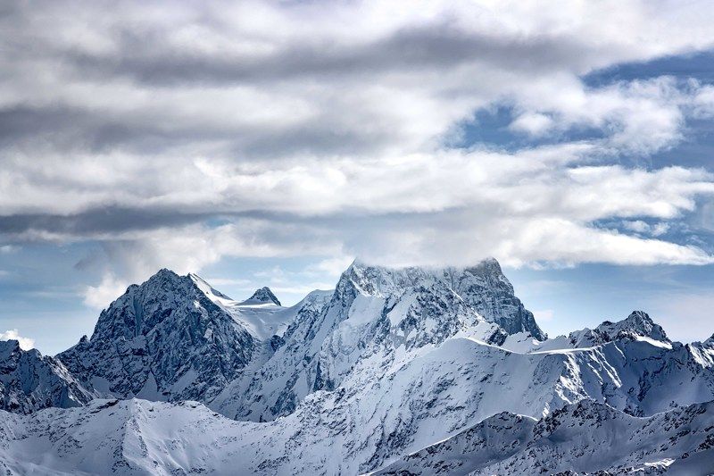 Вершины Главного Кавказского хребта