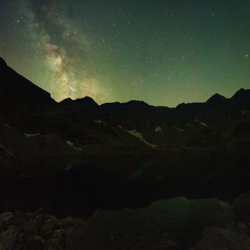 Ночь на горном озере (2000 м над уровнем моря)