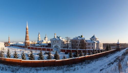 Ново-Голутвинский монастырь