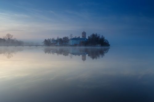 Одно туманное утро в Введенском