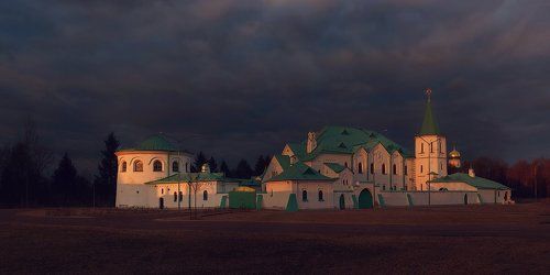 Пушкин. Ратная палата