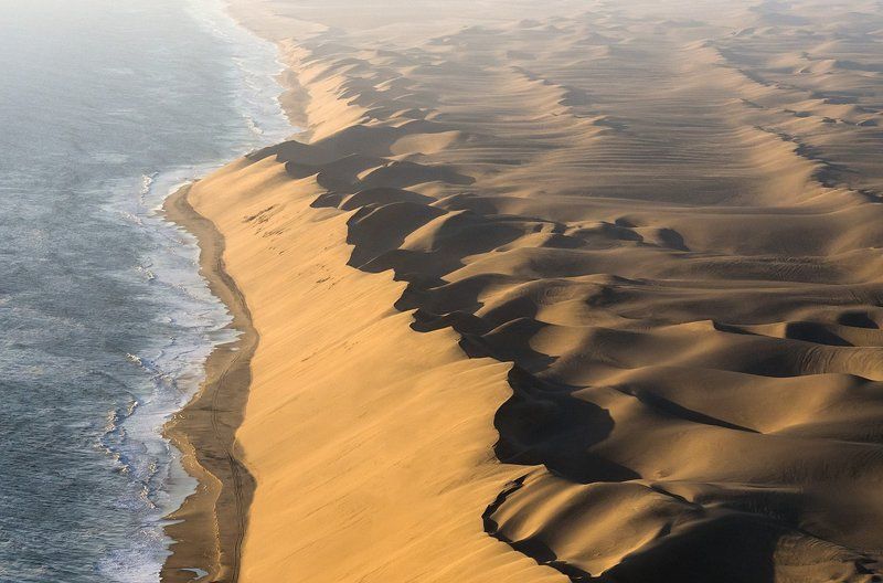 берег скелетов, дюны, намиб, намибия, океан, песок, пустыня, самолет Берег Скелетов (Намибия)photo preview