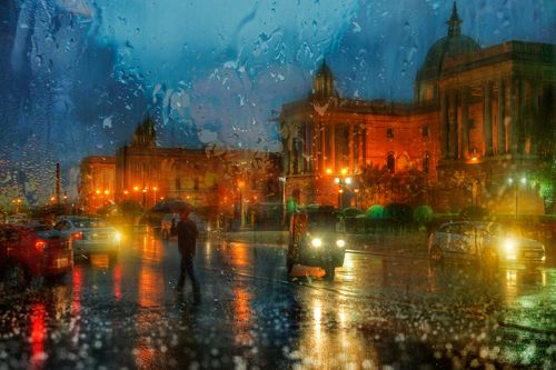 ночной дождь в Дели..