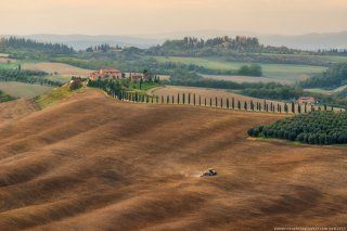 Италия. Тоскана. Поля у виллы Agriturismo Baccoleno
