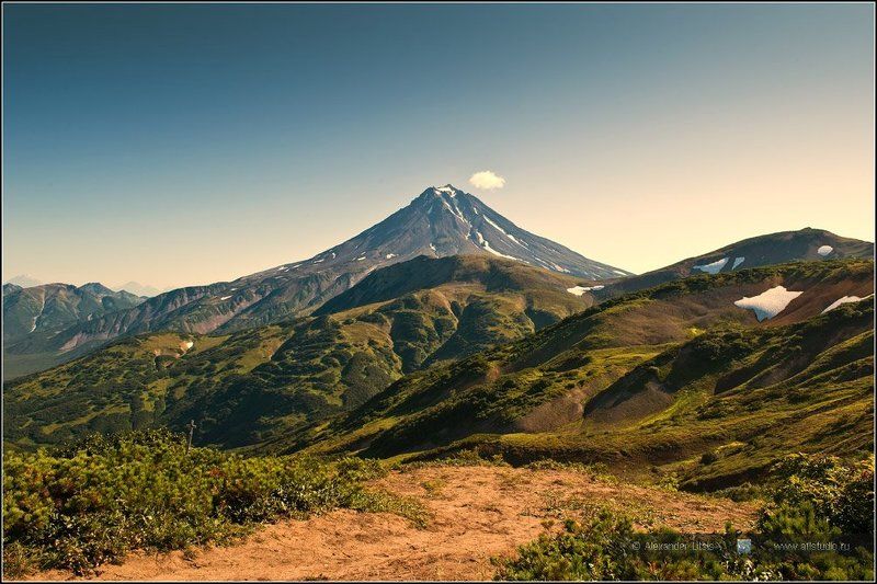 Камчатка, горы, вулкан Конусphoto preview