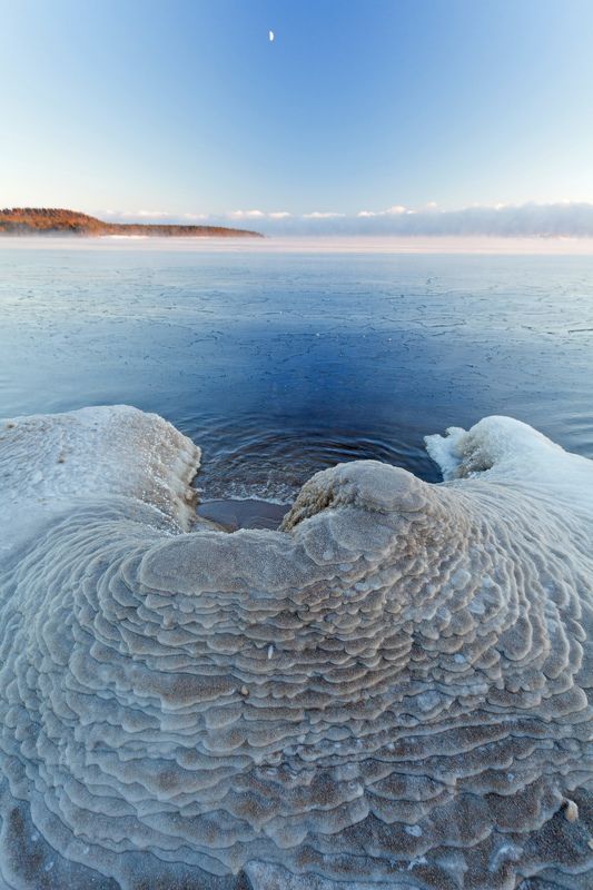 lake, winter, Russia, Ladoga, Karjala, Koionsaari, Venää Icy moster drinking the lakephoto preview