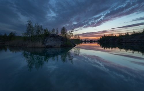 Рассвет на озере. Тульская область.