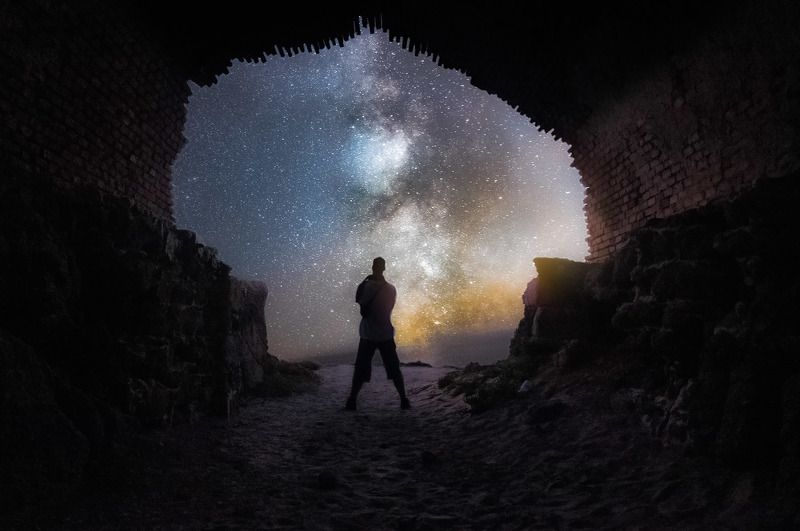 Ruins and beauty into the nightphoto preview