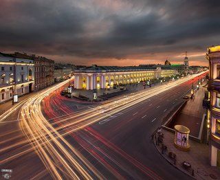 Гостиный двор, Невский проспект, Садовая улица