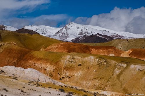 Цветные горы Кызыл-Чина 1