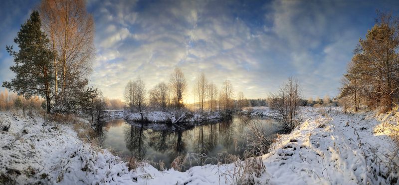 панорама снег река отражения лес вода утро рассвет ноябрь Нижегородская область Кеза На излучине реки..photo preview
