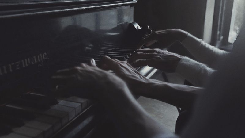 наставник, пианист, жанр, музыка, воспоминание, piano, film, story, руки, hands Пианистphoto preview