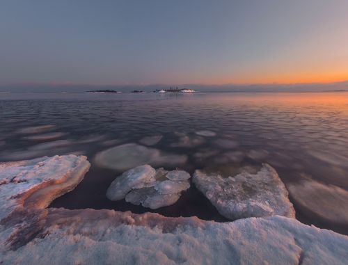 Twilight on lake Ladoga. January
