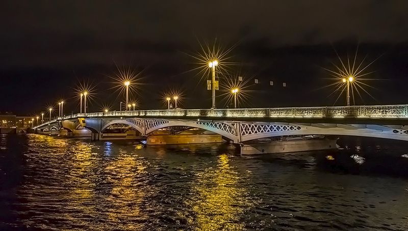 благовещенский мост питер фонари Благовещенский мостphoto preview