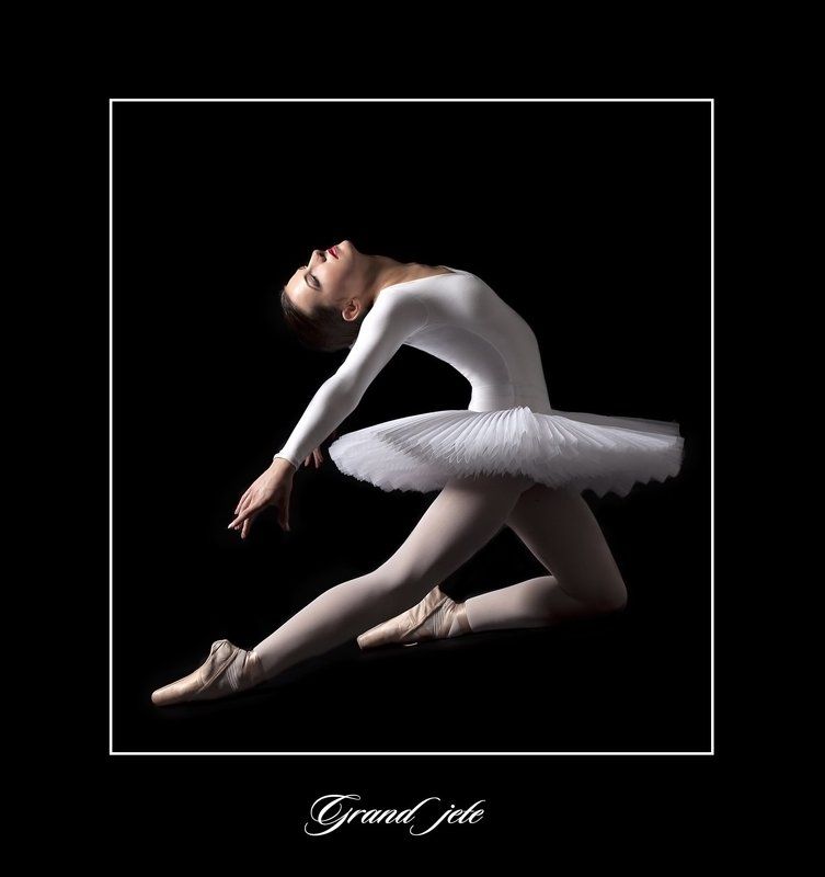 балерина Lalique blancphoto preview