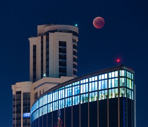 Лунное затмение в Екатеринбурге