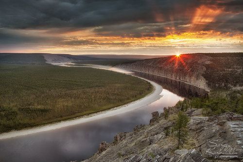 Восход на реке Оленёк