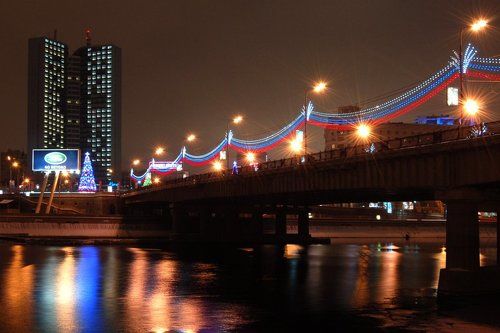 Москва. Новоарбатский мост ночью