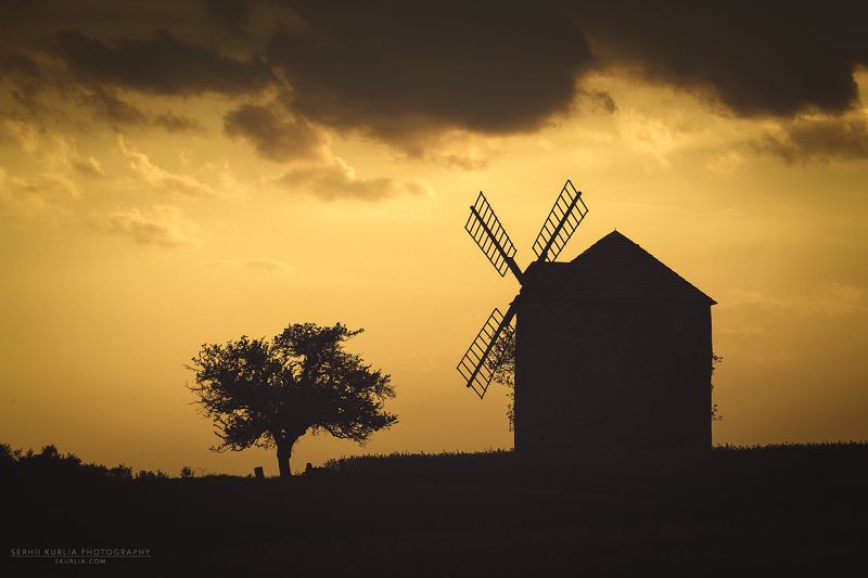 Moravia, silhouette, Czech, clouds, sunset, lights Windmill silhouettephoto preview