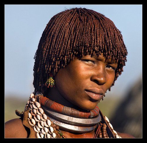 Женщина племени хамер.