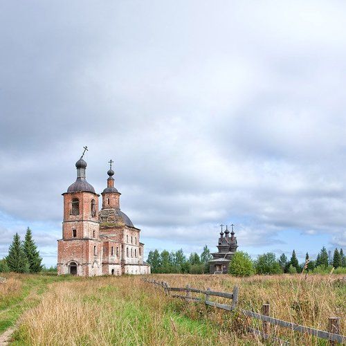 Пермогорье. Церкви Святого Георгия и Воскресенская
