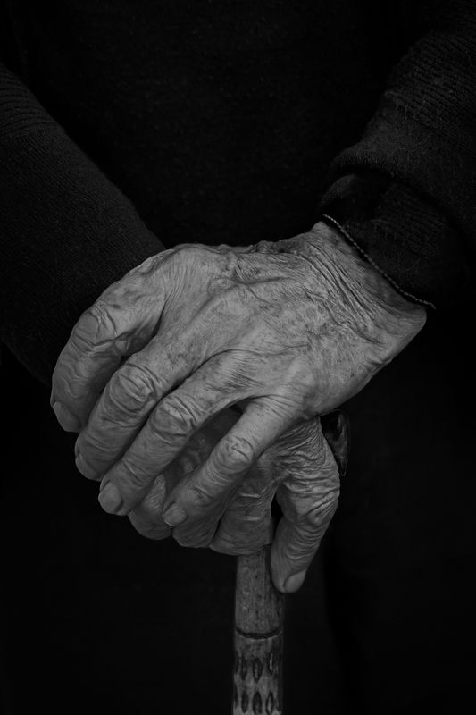 hands, black and white, sould, experience Handsphoto preview