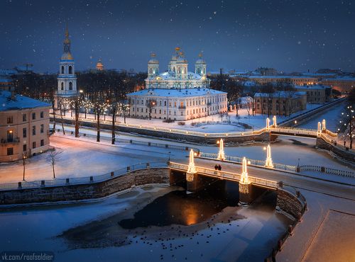 С Новым Годом, Петербург!