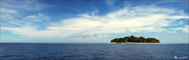 malaysia, sipadan, si amil, islands, sea, water, clouds Sipadan & Si Amilphoto preview
