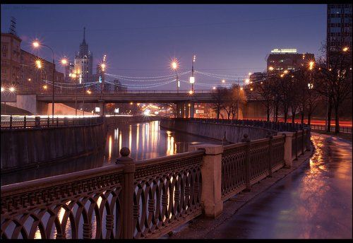 Москва. Высокояузский мост.