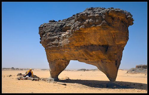 Каменные Арки Сахары.