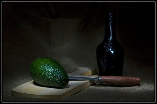 Этюд с авокадо