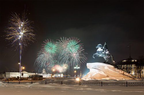 Новогодний салют в Петербурге