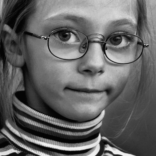 Портрет девочки в полосатом свитере. 2014