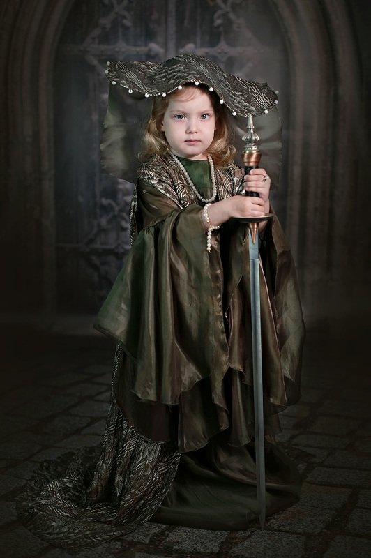 дети портрет девочка средневековье Дети Средневековьяphoto preview