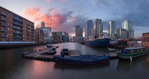 London: Canary Wharf sunset