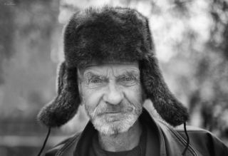 В лицах ...