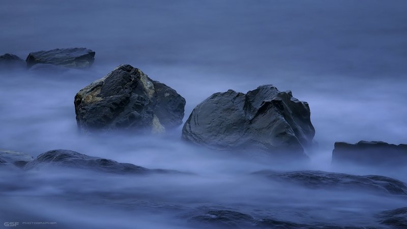 камни море вода скалы лето Каменная дрёмаphoto preview