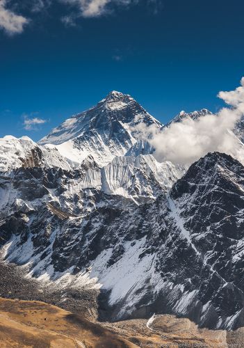 Everest summit from Gokyo Ri peak
