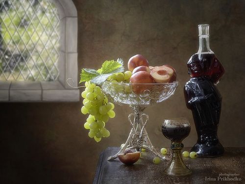 Натюрморт с фруктами и молодым вином