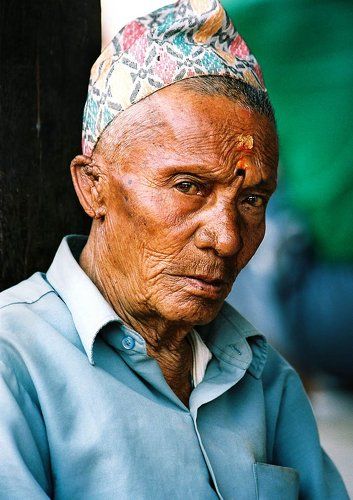 пожилой Непалец