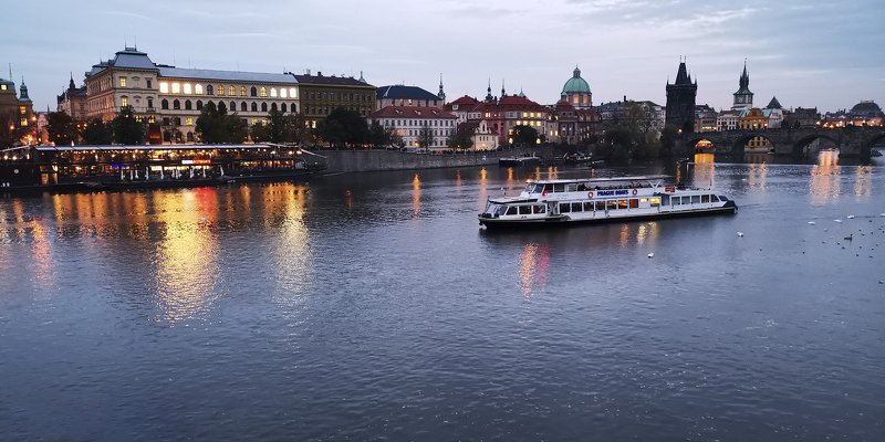 landscapes,  travel Prague on the voltava Riverphoto preview