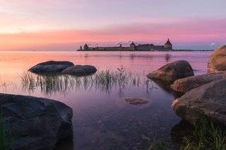 Рассвет у крепости Орешек