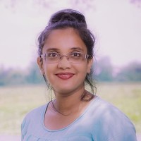 Portrait of a photographer (avatar) Gajanayake Lakshi (ලක්ෂි ගජනායක)