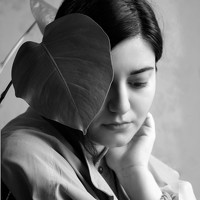 Portrait of a photographer (avatar) Farimah Pournejati
