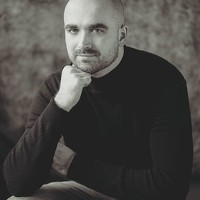 Portrait of a photographer (avatar) Kris Rzeszut