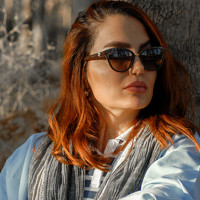 Portrait of a photographer (avatar) Roya Shokrollahi