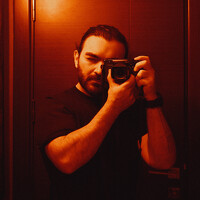 Portrait of a photographer (avatar) Babak Fatholahi