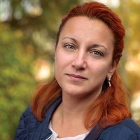 Portrait of a photographer (avatar) Petya Lazarova