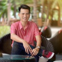 Portrait of a photographer (avatar) Vuong Manh Cuong (Vương Mạnh Cường)